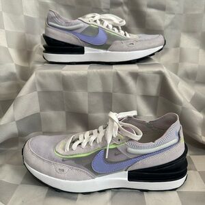 Nike Waffle One - Size 9 - Like New
